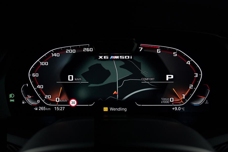 Панель приборов BMW X6 M50i (G06) 2019 года  (WW) (фото 150 из 180)